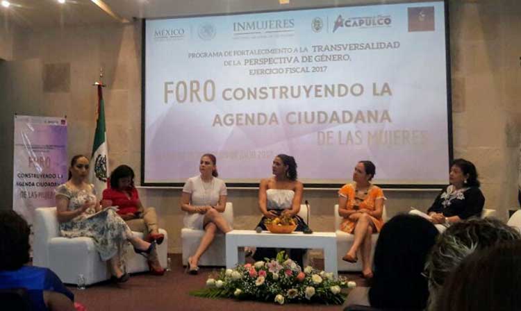 Dicta Adriana Dávila en Acapulco conferencia sobre situación de la trata de personas en el país 