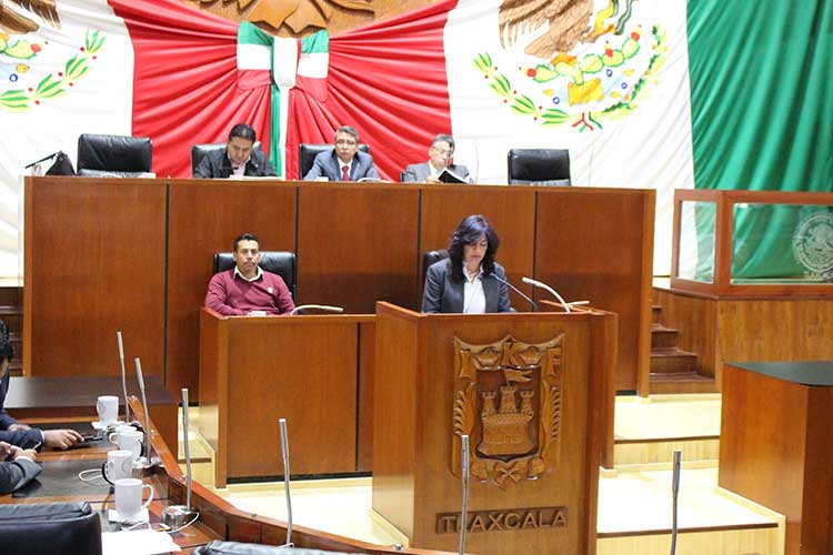 Clausuran trabajos de sexto parlamento juvenil Tlaxcala 2017