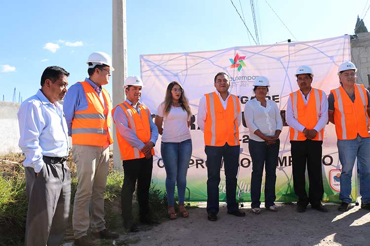 Inicia Ayuntamiento de Chiautempan  ampliación de red eléctrica en Texcacoac