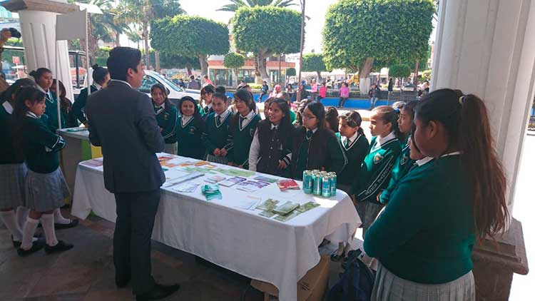 PGR Participa con stand informativo y plática en el municipio de San Pablo del Monte