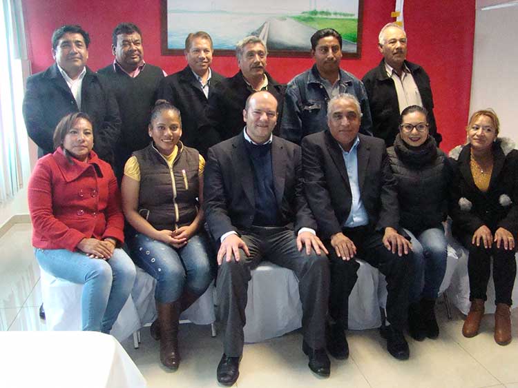 Atestiguó Juan Corral obra concluida y promesa cumplida en Ayometla