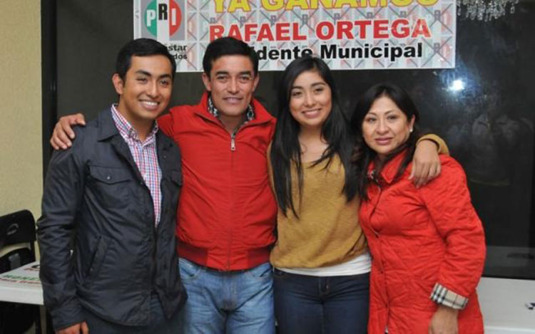 El matador Rafael Ortega coquetea con el PRD