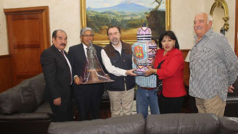 Recibe alcaldesa Tlaxcala al cónsul general de España en México