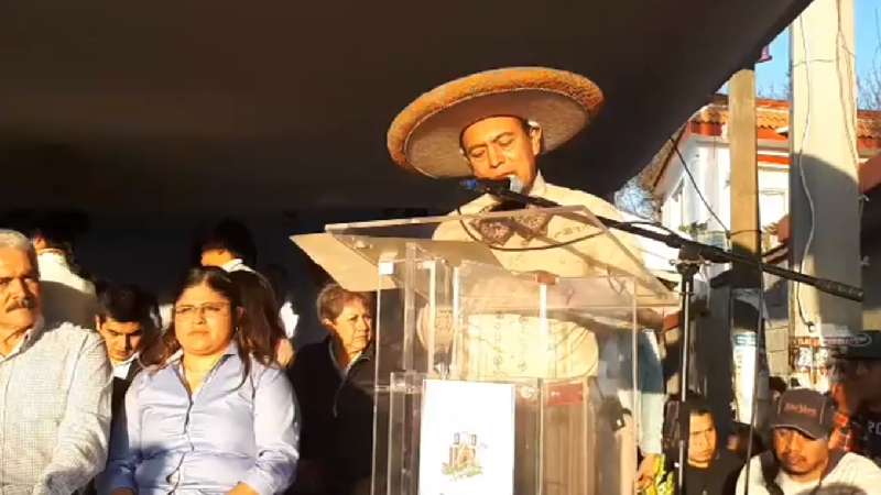 Inicia feria de Zacatelco con gran desfile 