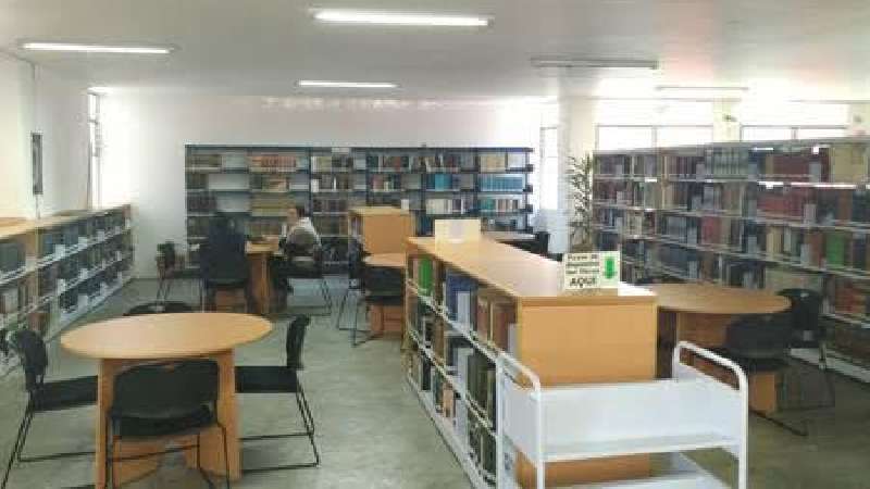 Amplían acervo en Biblioteca Central, se orientan a ingenierías