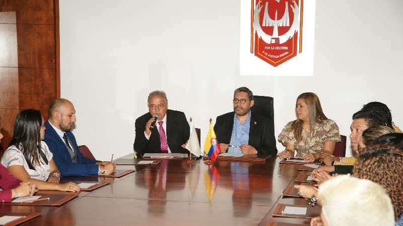 Ratifican colaboración institucional UATx y el CECAR de Colombia