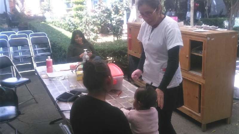 Beneficia comuna de Tlaxcala a 90 personas con aplicación de vacunas contra la influenza