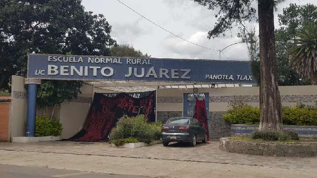 Confirman que 3 normalistas tlaxcaltecas fueron detenidas en Michoacá...