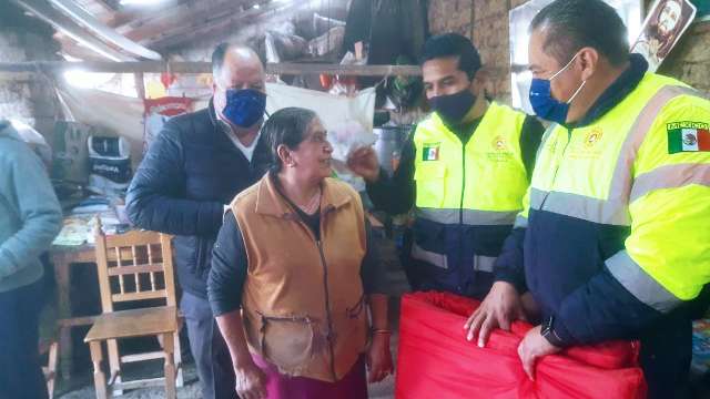 Mantiene CEPC entrega de insumos en municipios por temporada invernal