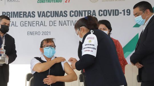 Inicia vacunación contra Covid-19 a personal médico de Tlaxcala: Marco Mena