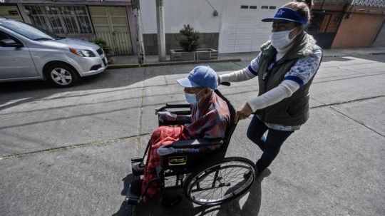 Adultos mayores, los más afectados en la segunda ola del covid-19