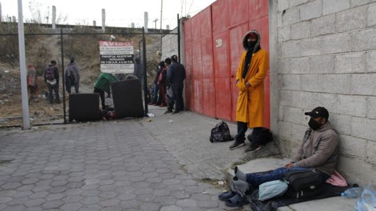 Arriban más de 250 migrantes a albergue de Apizaco, preocupan condiciones sanitarias 