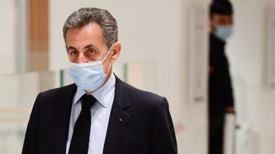 Condenan a 3 años de cárcel a Nicolas Sarkozy, ex presidente de Francia