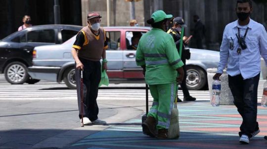 México suma 195 mil 908 muertes por covid-19; 789 más que ayer