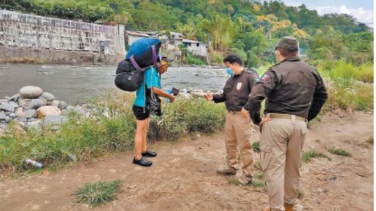 En tres meses, cruzan 35 mil migrantes por la frontera de Tabasco con Guatemala