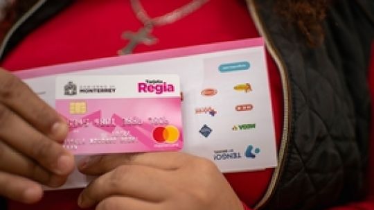 De la tarjeta rosa en NL a la violeta de Morena, los apoyos de candidatos en las elecciones