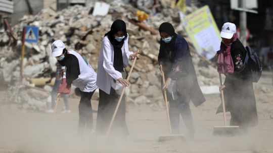 Bombardeos de Israel sobre Gaza podrían ser un crimen de guerra, dice Michelle Bachelet