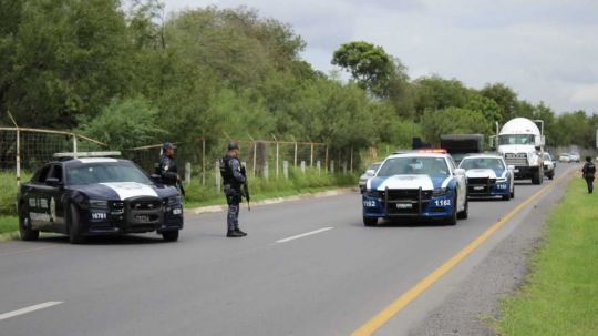 Carreteras Monterrey-Laredo y Monterrey-Reynosa, bajo asedio de dos cárteles: informe