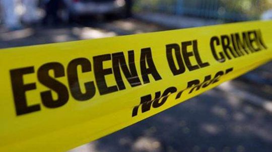 Otra más, hallan semienterrado el cuerpo semidesnudo de mujer en barranca de Acuamanala, tiene huellas de violencia 