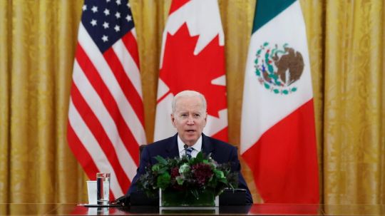 Biden se somete a colonoscopia; pasa poder a Kamala Harris