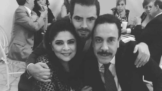 José Eduardo Derbez se deja ver como nunca junto a Omar Fayad