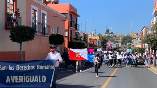 Marchan por respeto a derechos humanos en la capital 