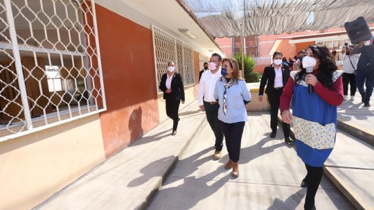 Se remodelarán 115 escuelas con una inversión de 73 mdp, gobernadora constata avances