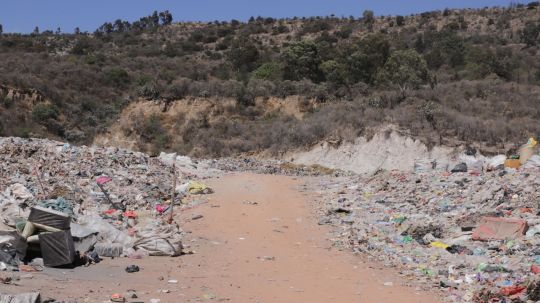 Gobierno del estado y Semarnat recorren relleno sanitario de Panotla