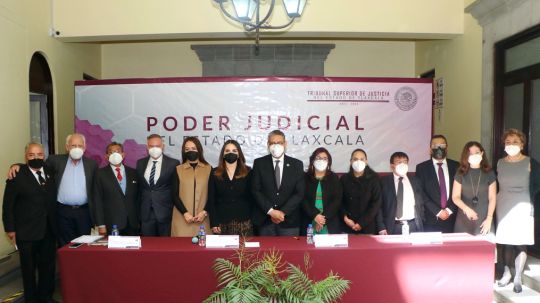 Firme el trabajo interinstitucional entre la UATx y el Poder Judicial