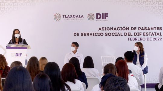 Inician servicio social en el SEDIF 30 pasantes de medicina, odontología y nutrición