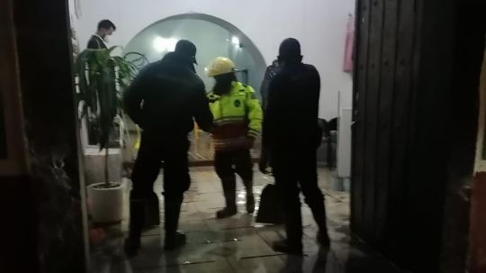 Intensa lluvia en Huamantla provocó azolve en una vivienda, no hubo mayores daños
