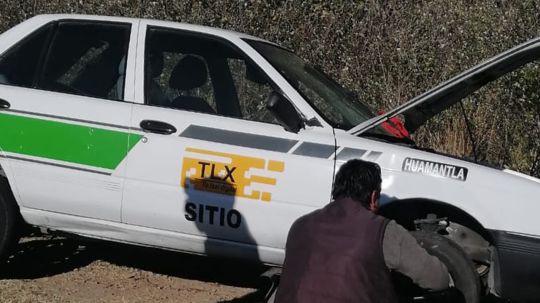 Localiza dirección de seguridad pública de Huamantla taxi con reporte de robo