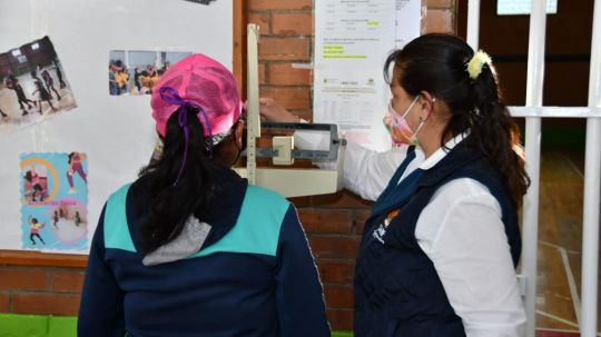 Participan decenas de mujeres en rally deportivo para conmemorar el 8M