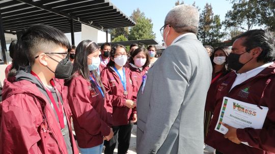 Tlaxcaltecas talentosos para las matemáticas, ganan oro, plata y bronce en concurso nacional 