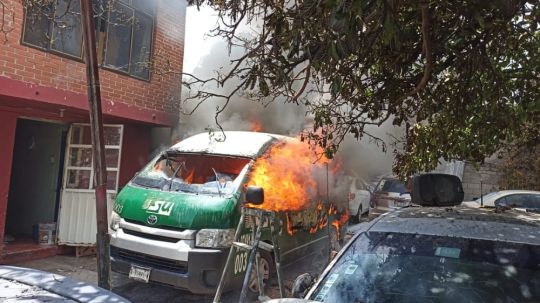 Explosión e incendio en colonia El Sabinal deja 3 heridos, provoca pánico entre habitantes de la zona 