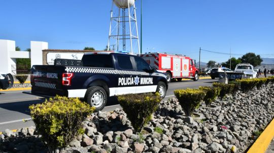 Atiende dirección de seguridad pública municipal percance vial frente a ciudad industrial Xicohténcatl II