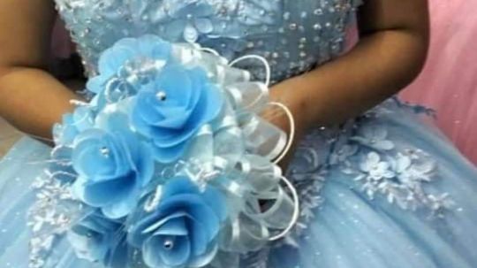 Quinceañera de Tlaxcala se vuelve viral, pierde vestido y la buscan para regalarle uno