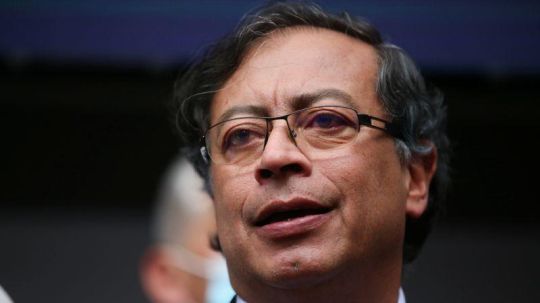 Gustavo Petro aventaja en las elecciones presidenciales de Colombia