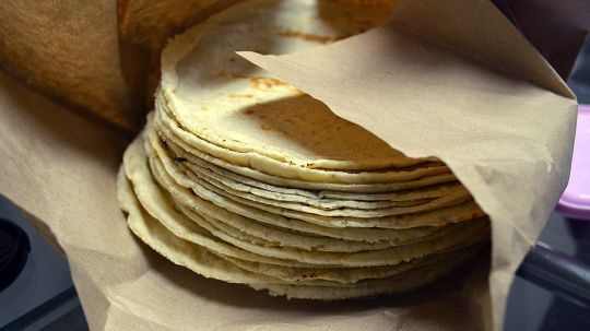 Reportan la tortilla más barata en Tlaxcala, pero en tortillerías se vende más cara que el parámetro oficial 