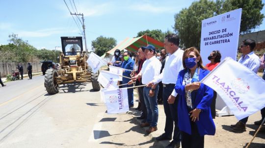 Da banderazo gobernadora Lorena Cuéllar a rehabilitación de carreteras en la zona sur de la entidad 