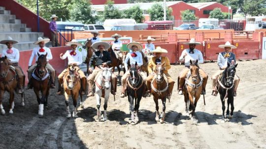 Invita la Feria de Huamantla a disfrutar de la temporada de charreadas