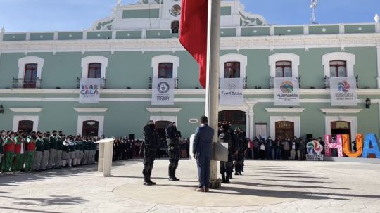 Comienzan fiestas patrias en Huamantla con la colocación de los bandos solemnes