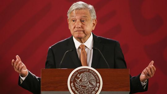 AMLO acusa distorsión de su plan de paz: me pusieron del lado de Rusia