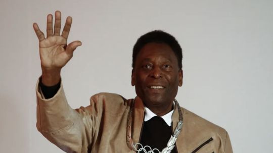 Pelé es internado en un hospital de Brasil