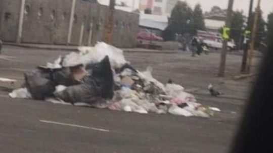 Apizaco hundido en la basura, piden a alcalde ponerse a trabajar 