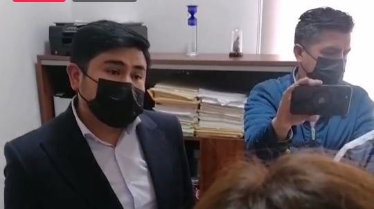 Me regañan, dice presidente del Tribunal de Conciliación ante petición de mostrar expediente de 7 de Mayo 