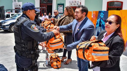 Salvador Santos Cedillo da banderazo de inicio del operativo tu feria segura