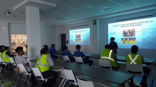 Policía de Huamantla realiza acciones de proximidad social en empresas del municipio