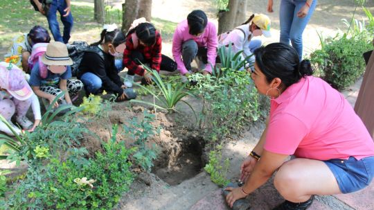 Realiza SMA recorridos, pláticas y talleres en el Jardín Botánico Tizatlán