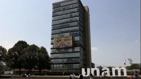 UNAM expulsa a alumnos de ENP 5 acusados de vandalizar Rectoría en 2023